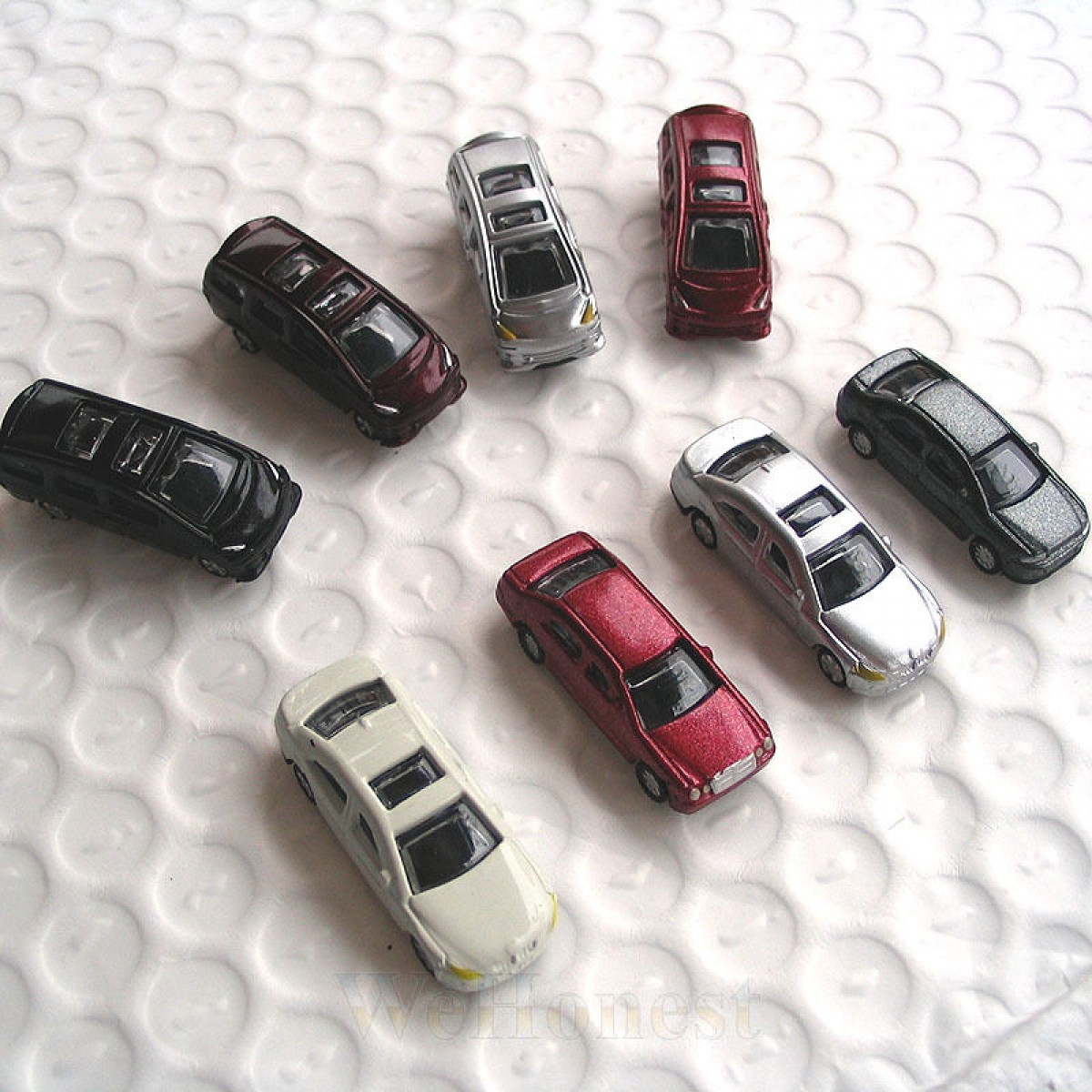   50 pcs N gauge Model Cars 1:160 well Painted for Layout Scene (WeHonest)